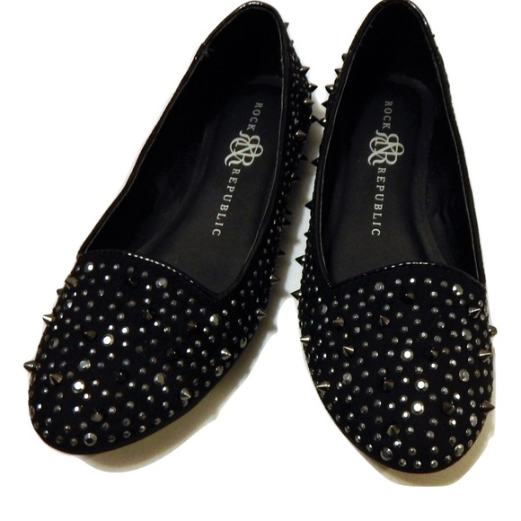 black studded shoes womens